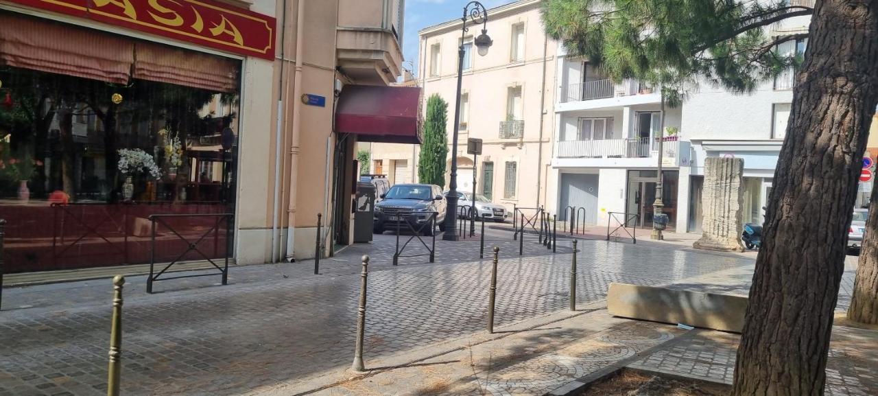 Beau Studio En Centre Ville Narbonne Exterior foto