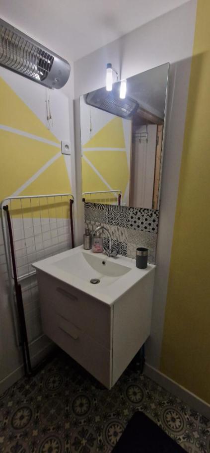 Beau Studio En Centre Ville Narbonne Exterior foto